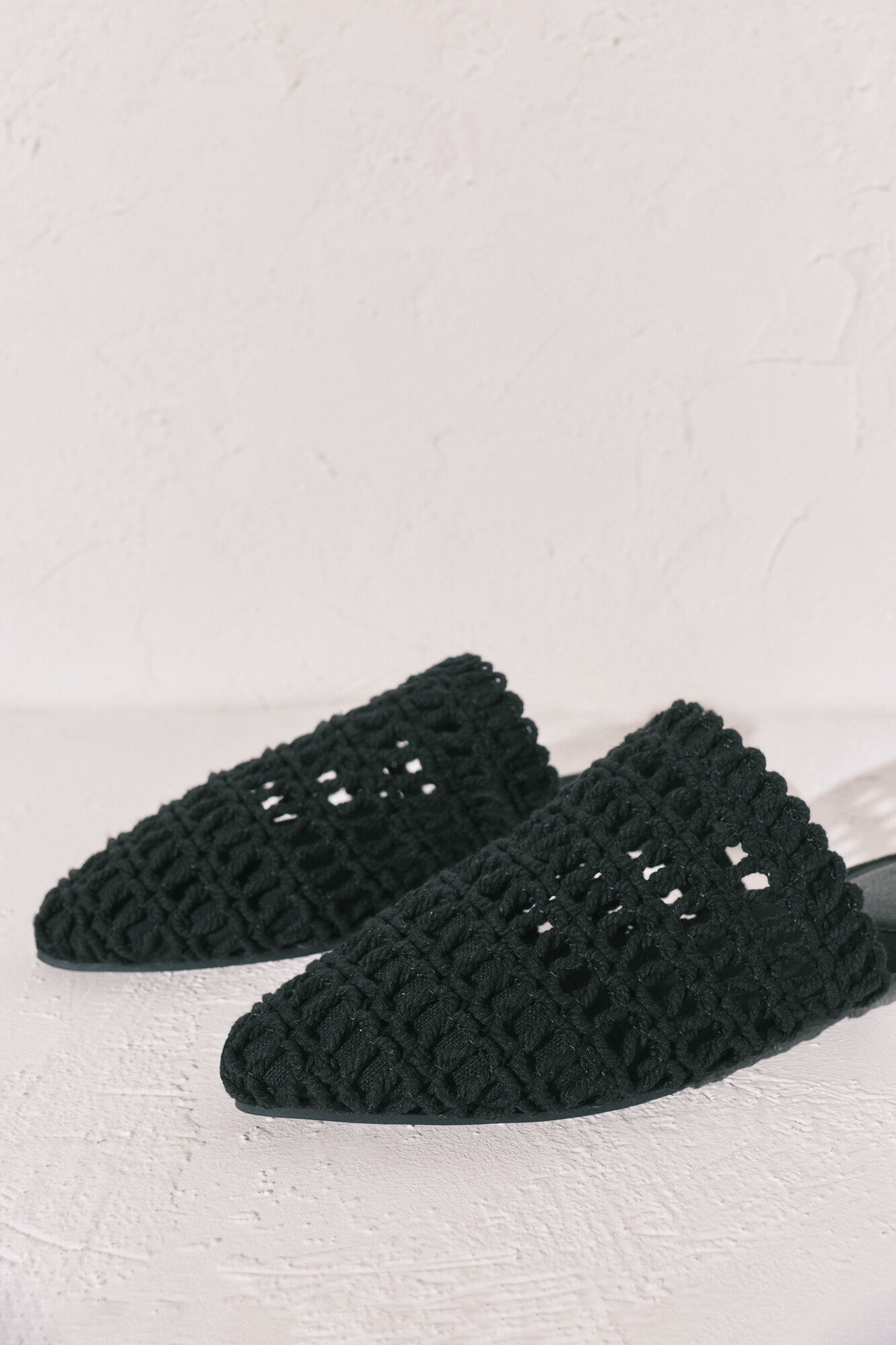 Women'secret Sand&aacute;lia mule em crochet preta
