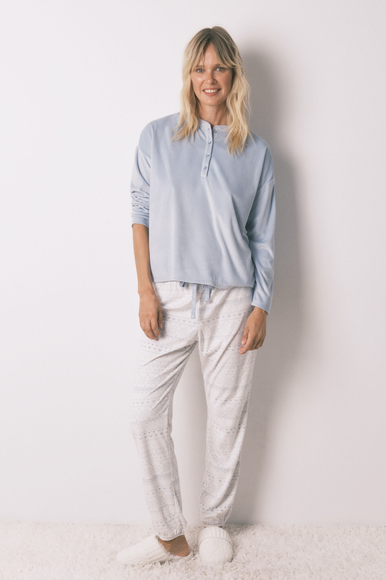 Women'secret Pijama largo polar suave cenefas azul 