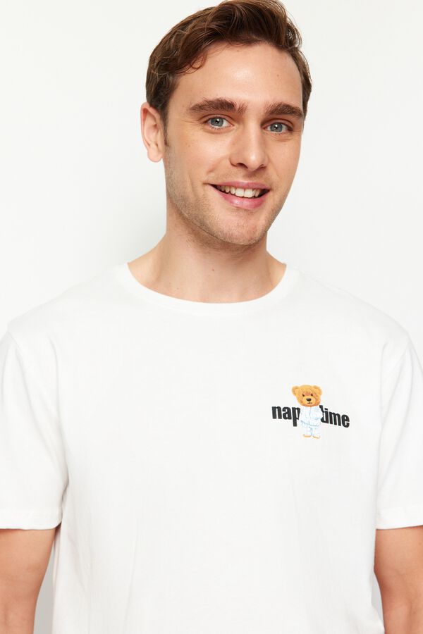 Trendyol Conjunto de pijama curto &agrave;s riscas bege