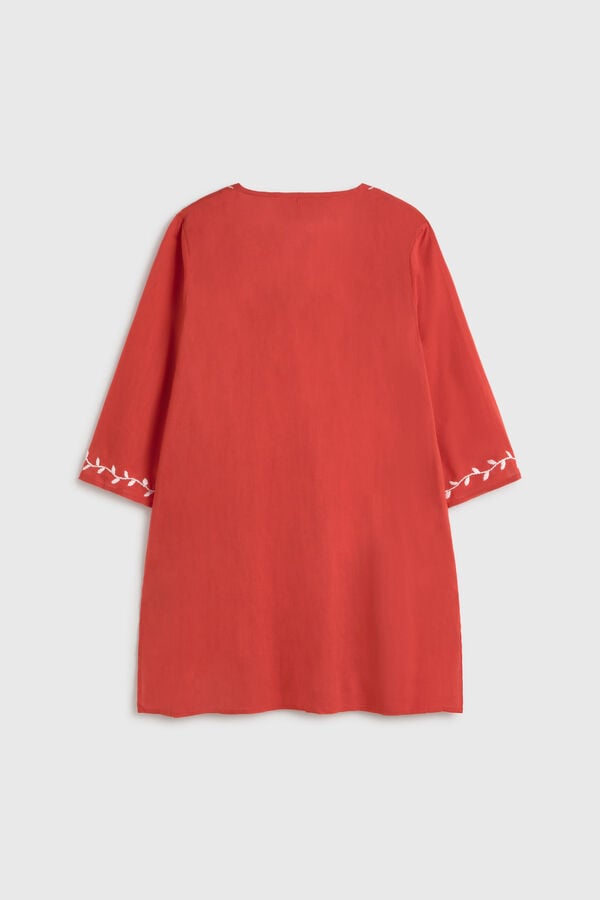 Textura T&uacute;nica em algod&atilde;o com aplique na gola vermelho