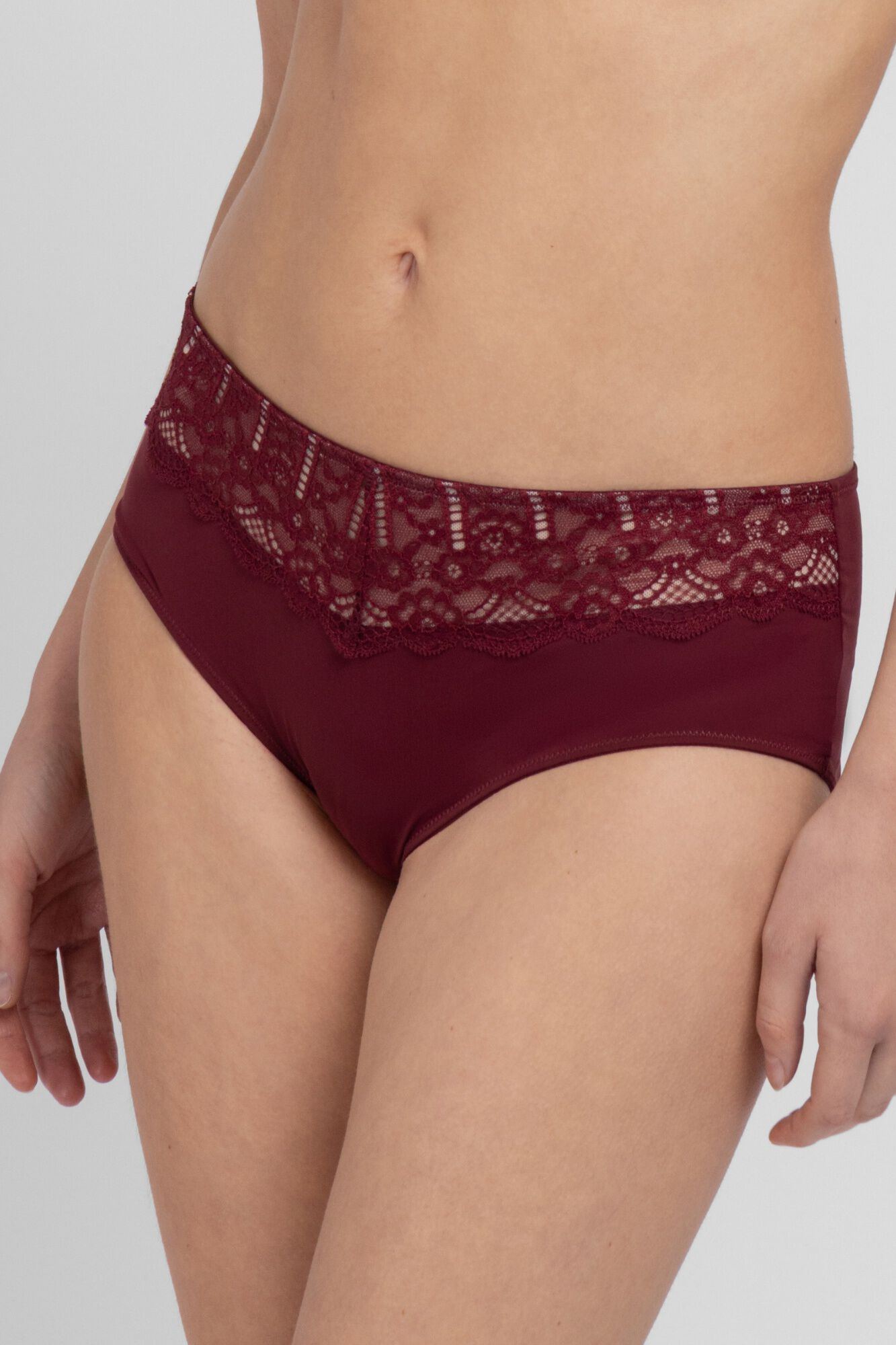 Dorina Cueca Alta Celine