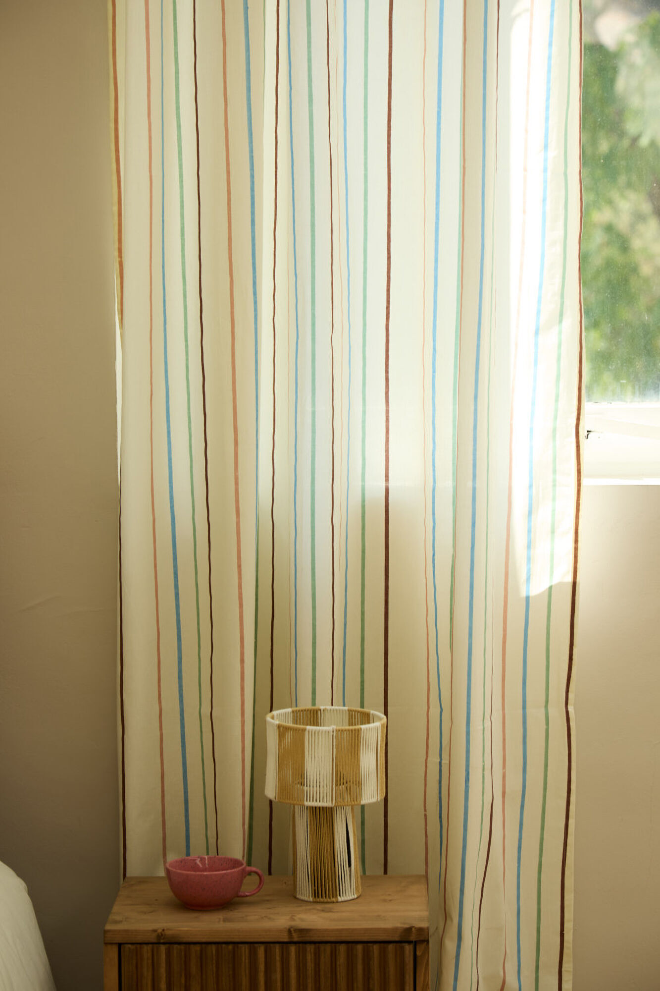 Calma House Cortina &agrave;s riscas multicolor Camp 140x280