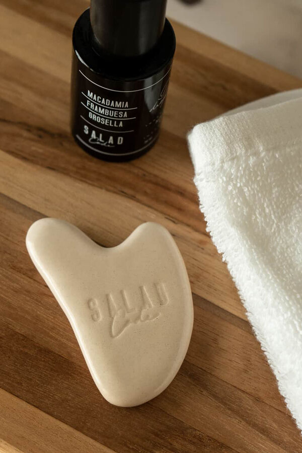 Salad Code Handmade Guasha preto