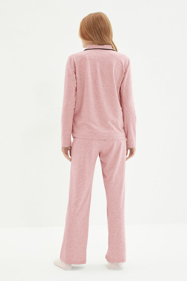 Trendyol Conjunto de pijama camiseiro com bolso e debrum de algodão rosa  rosa