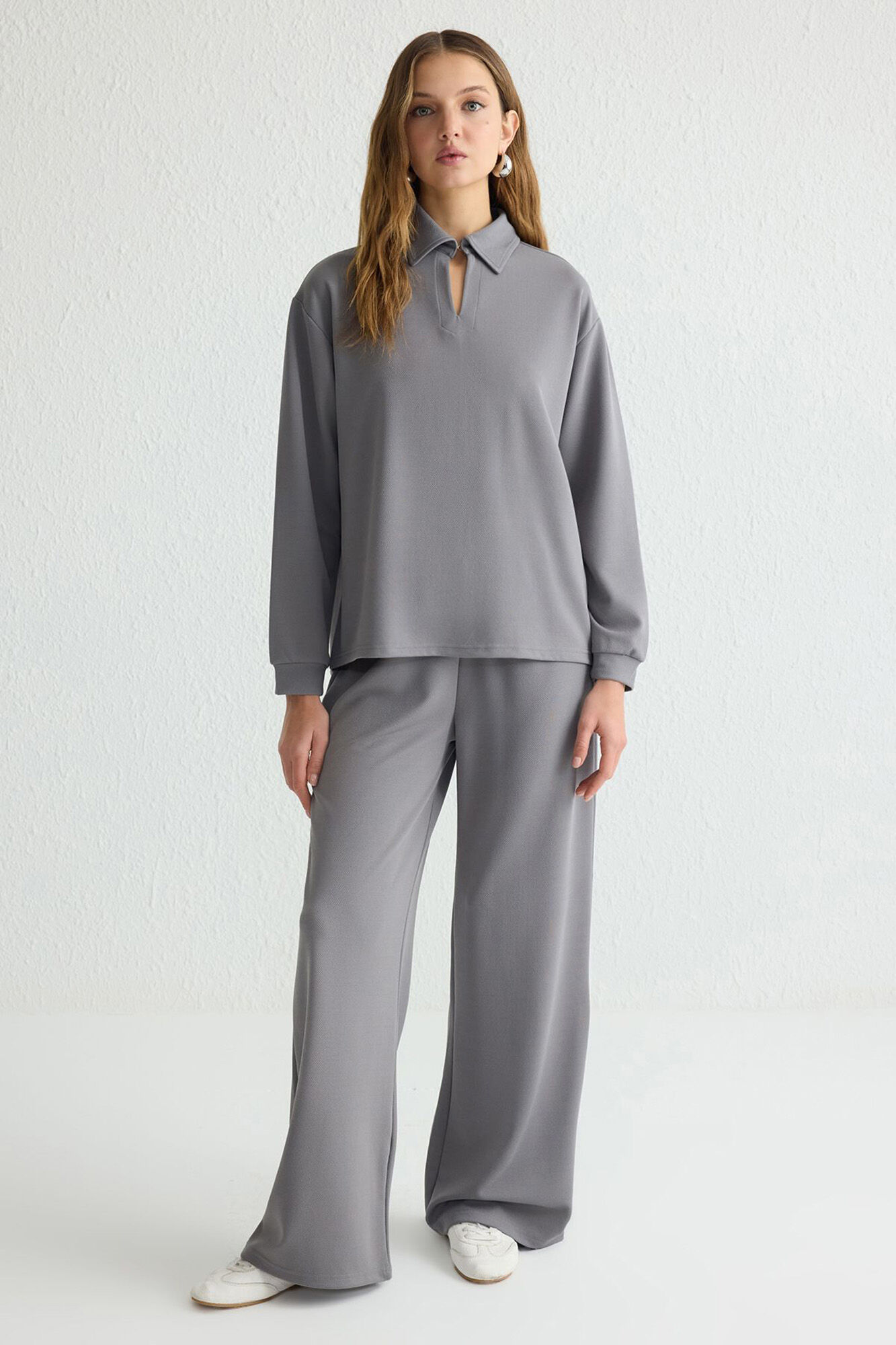 Trendyol Top de blusa e cal&ccedil;a gola polo cinza 