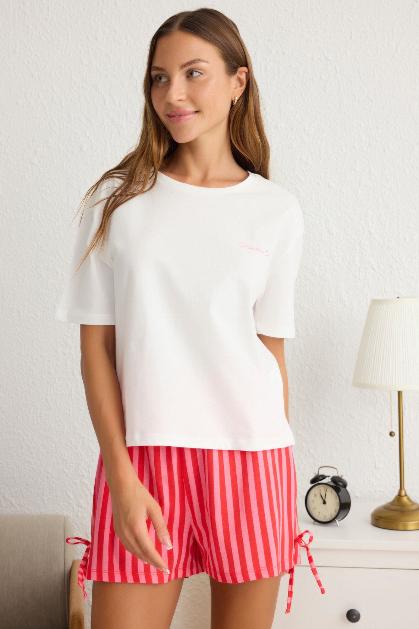 Trendyol Conjunto de pijama curto &agrave;s riscas