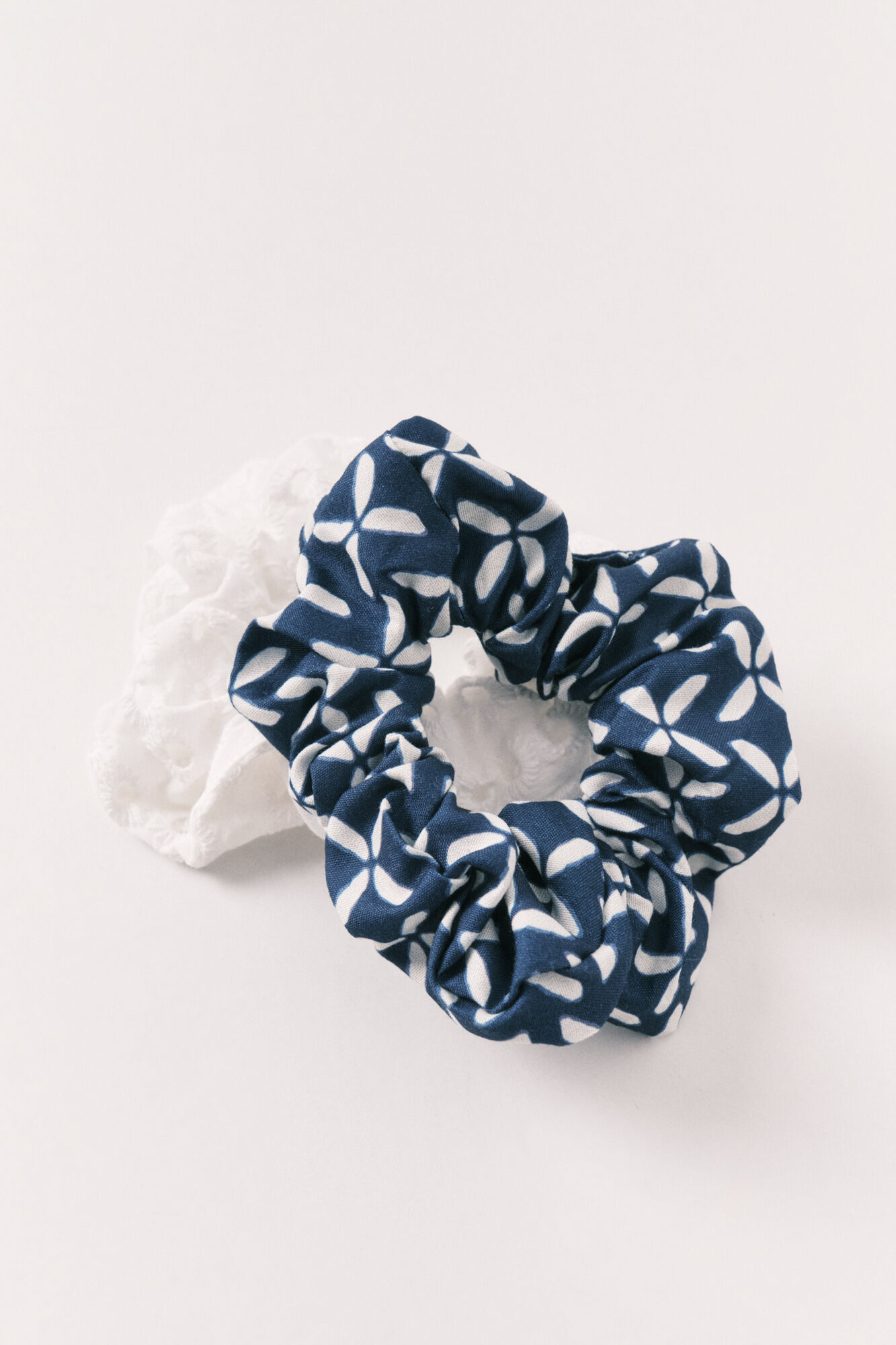 Women'secret Pack 2 scrunchies m&eacute;dios variados azul