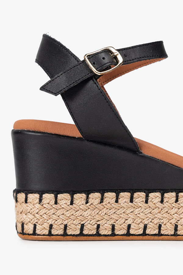 Popa Low wedge black