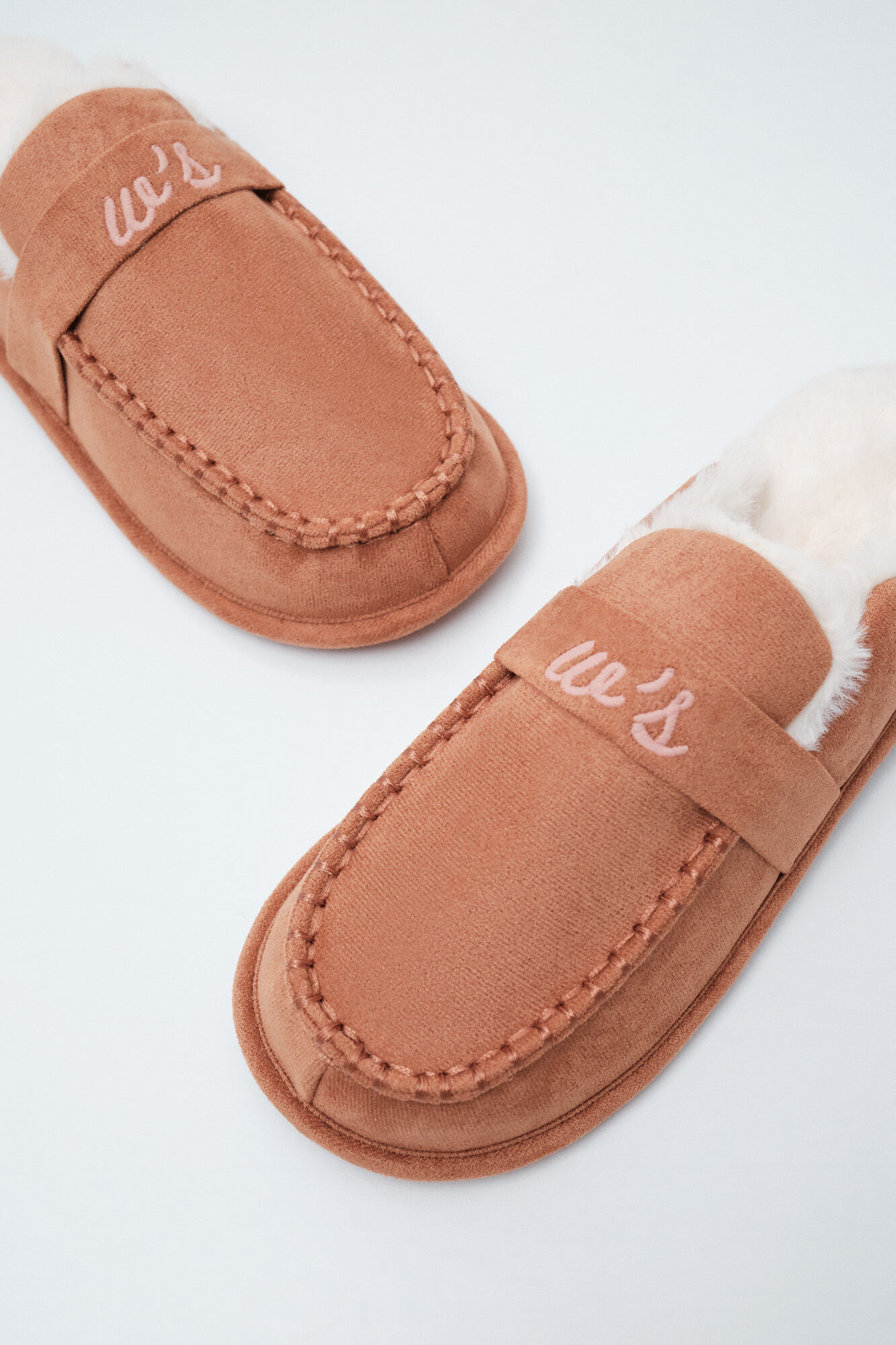 Women'secret Zapatillas casa mocas&iacute;n forrado marr&oacute;n