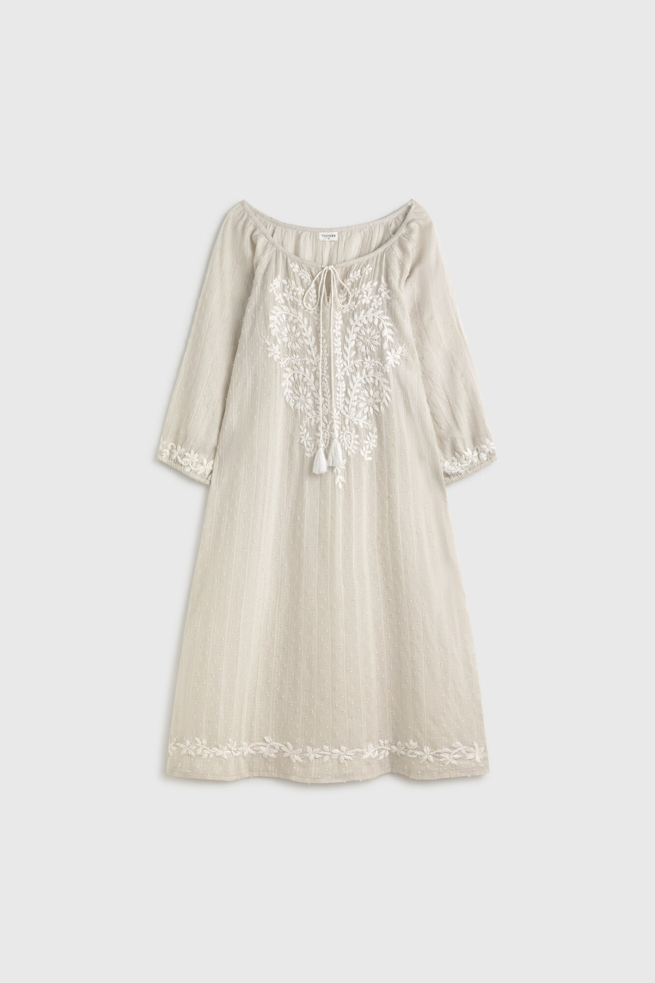 Textura T&uacute;nica de praia em algod&atilde;o bordada