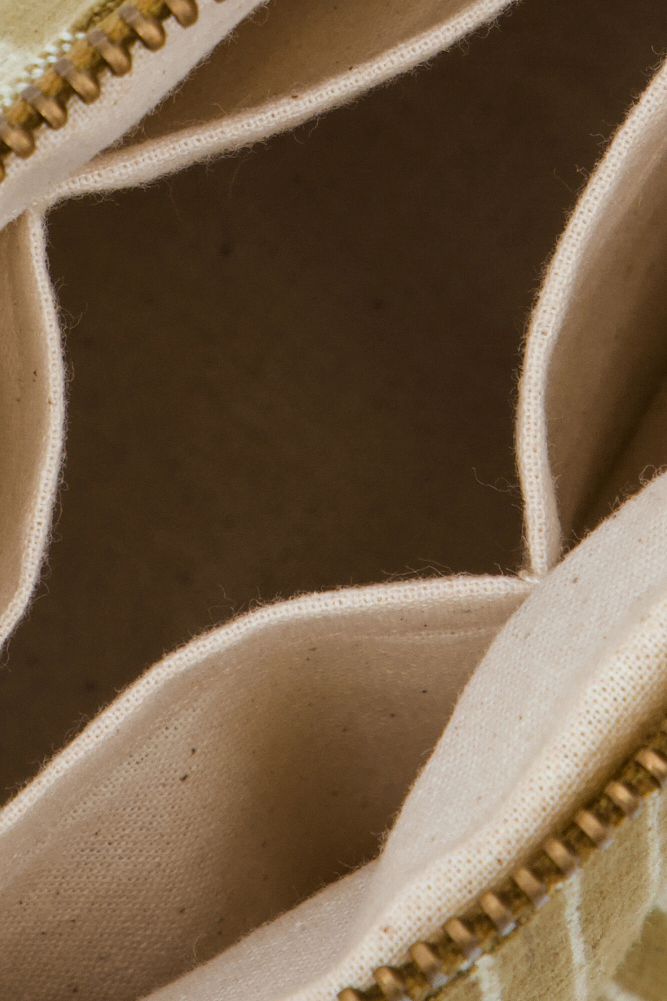 Meraki Neceser de maquillaje oliva oscuro