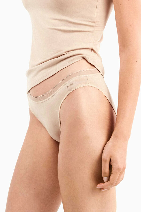 Gisela Braga básica con galón de encaje  nude