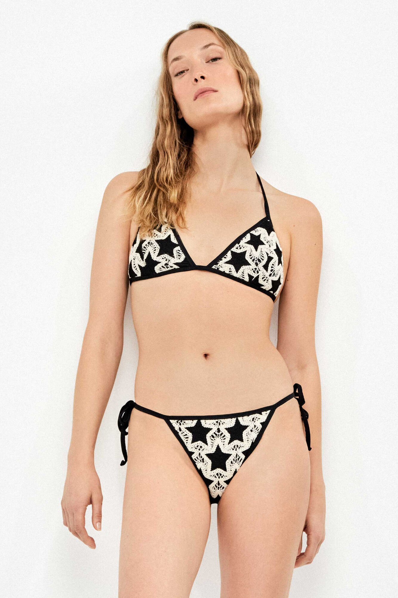 Gisela Braga bikini crochet tiras laterales