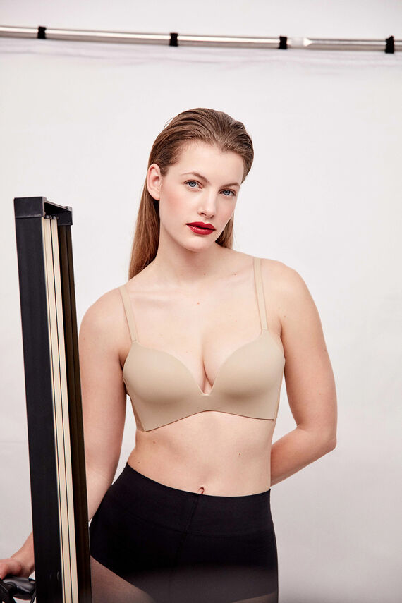 Sujetador push up escote extremo
