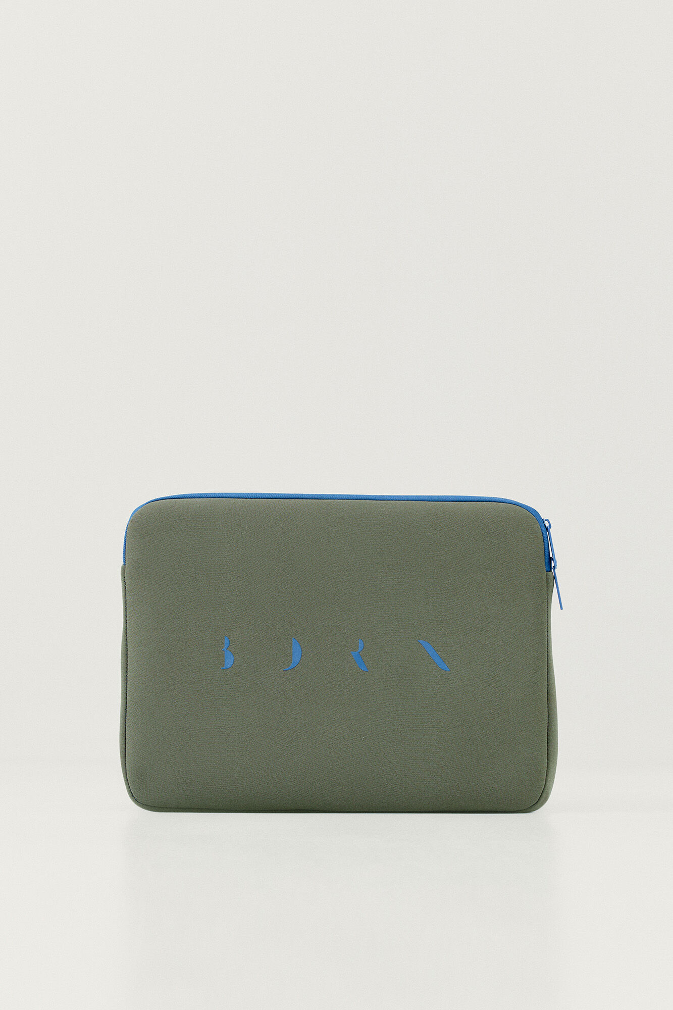 Born Living Yoga Caso Nascido