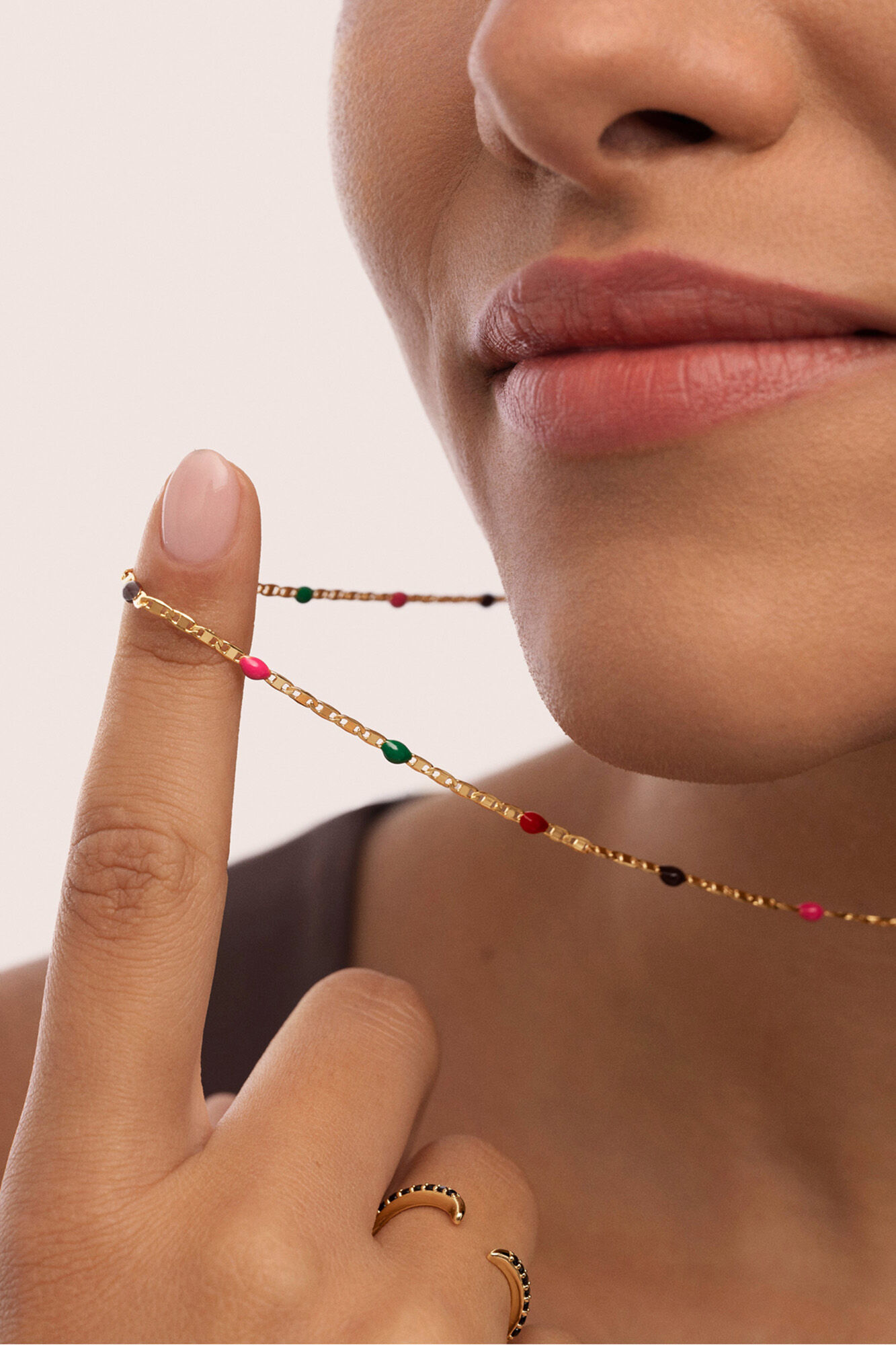 Singularu Collar Fine Enamel Miel Ba&ntilde;o Oro