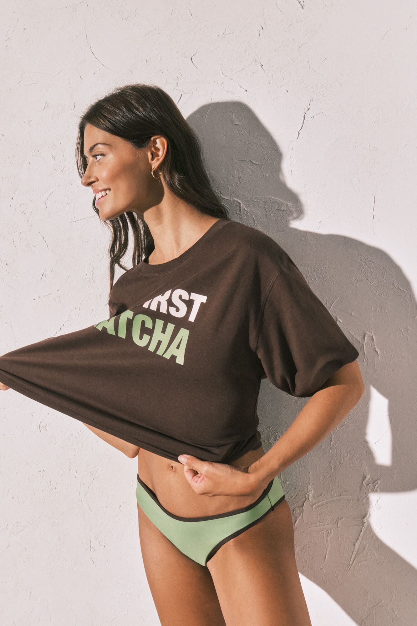 Women'secret Camiseta oversized marr&oacute;n "But first matcha"