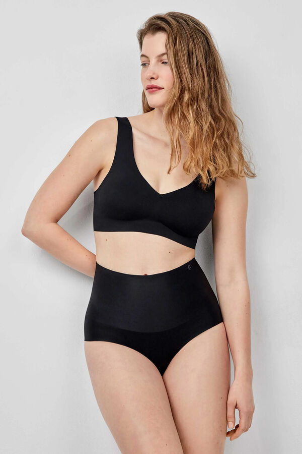 Gisela Cueca alta preto