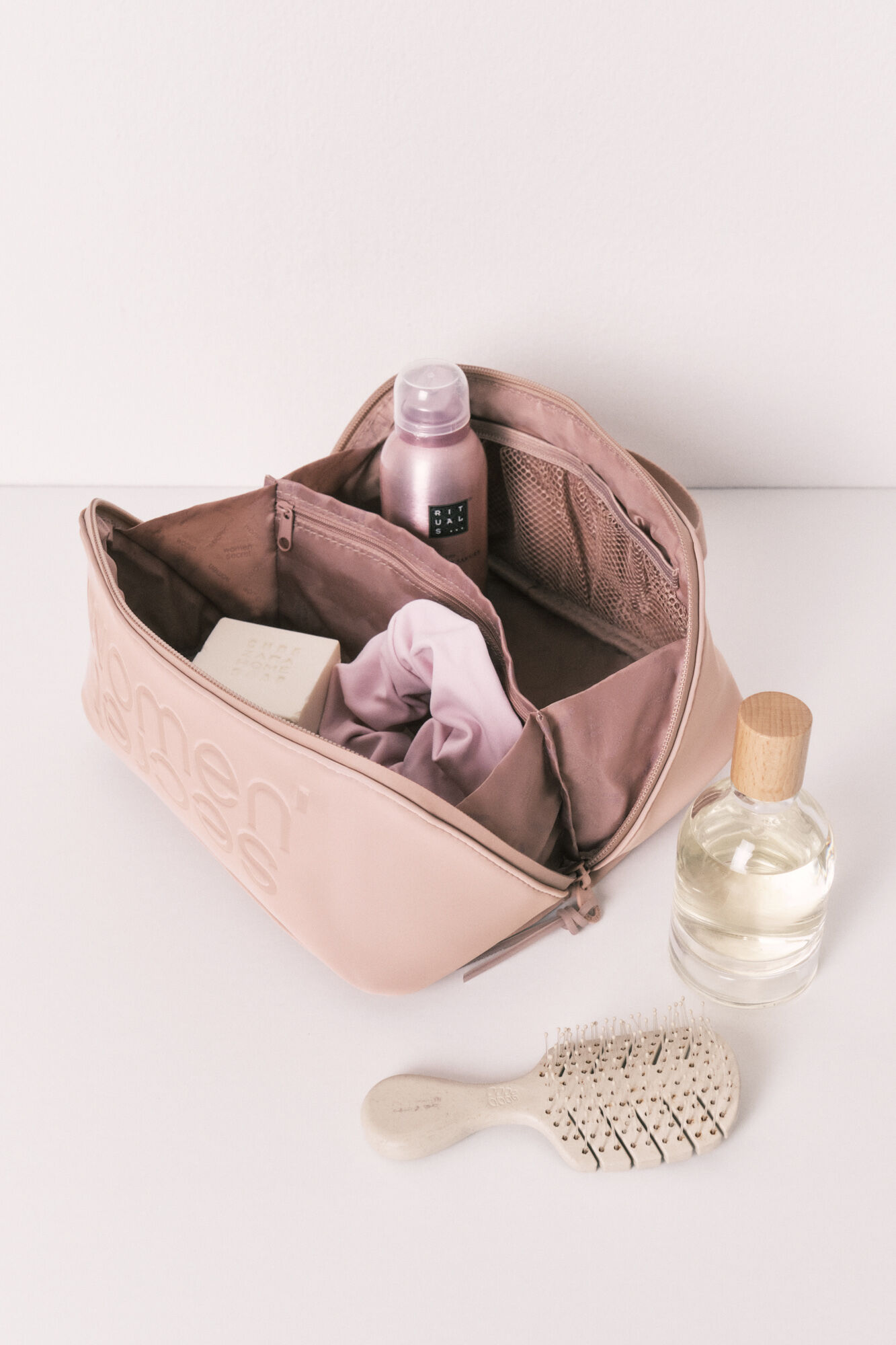 Women'secret N&eacute;cessaire m&eacute;dio em borracha castanho