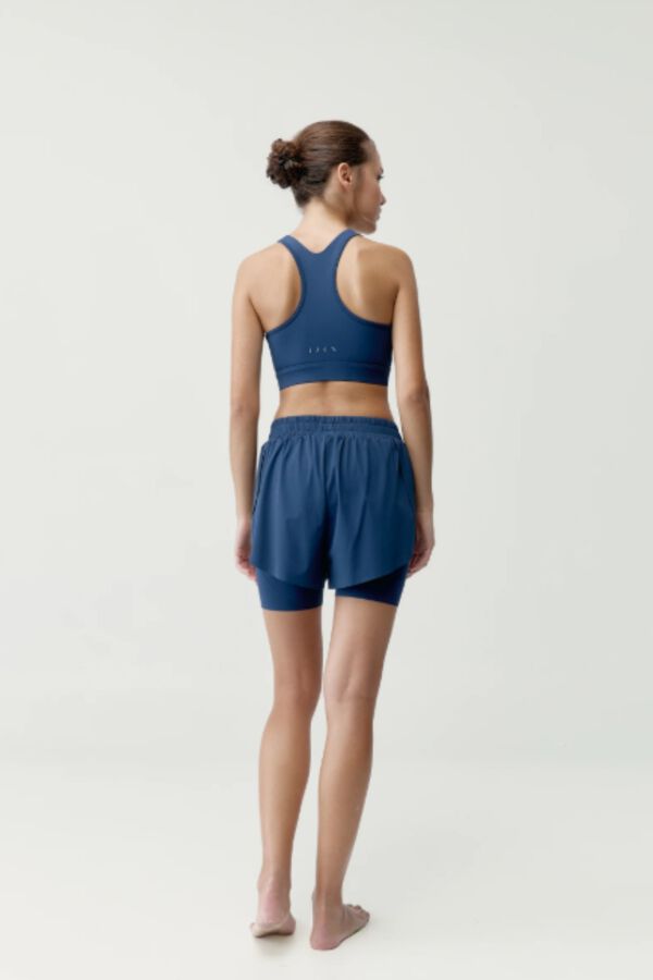 Born Living Yoga Pantal&oacute;n corto deportivo Bikila Azul marino azul