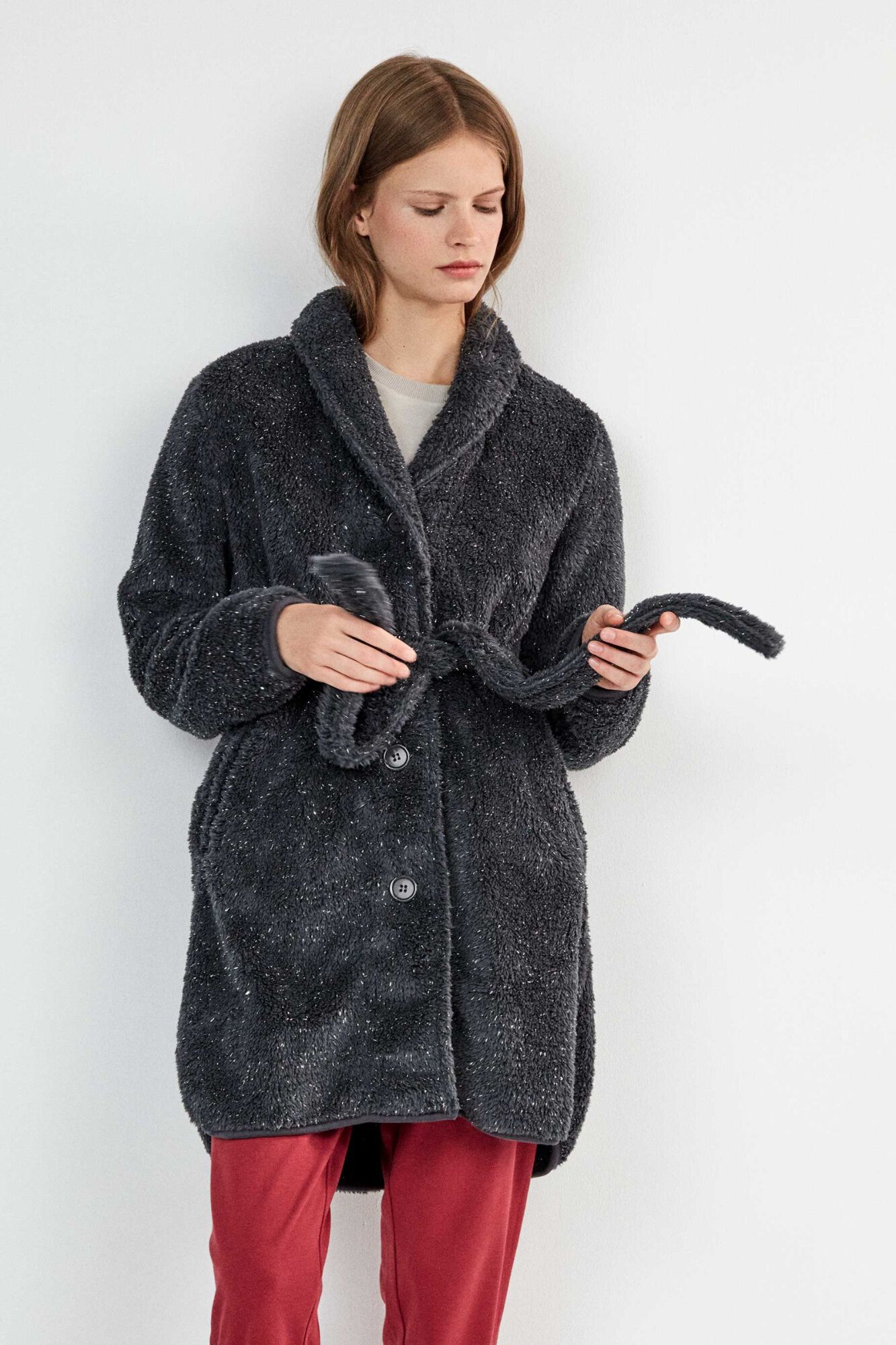 Gisela Robe gola smoking com detalhe lurex