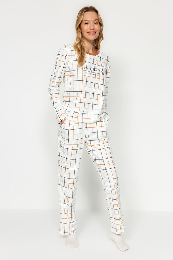 Trendyol Conjunto de pijama aos quadrados branco