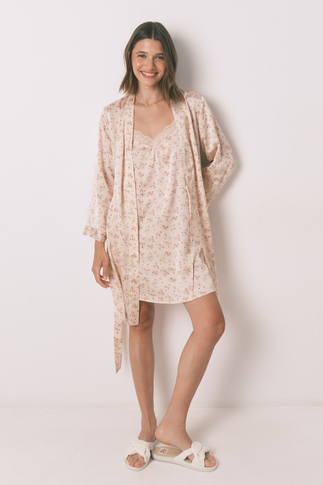 Women'secret Bata holgada midi sat&eacute;n flor rosa