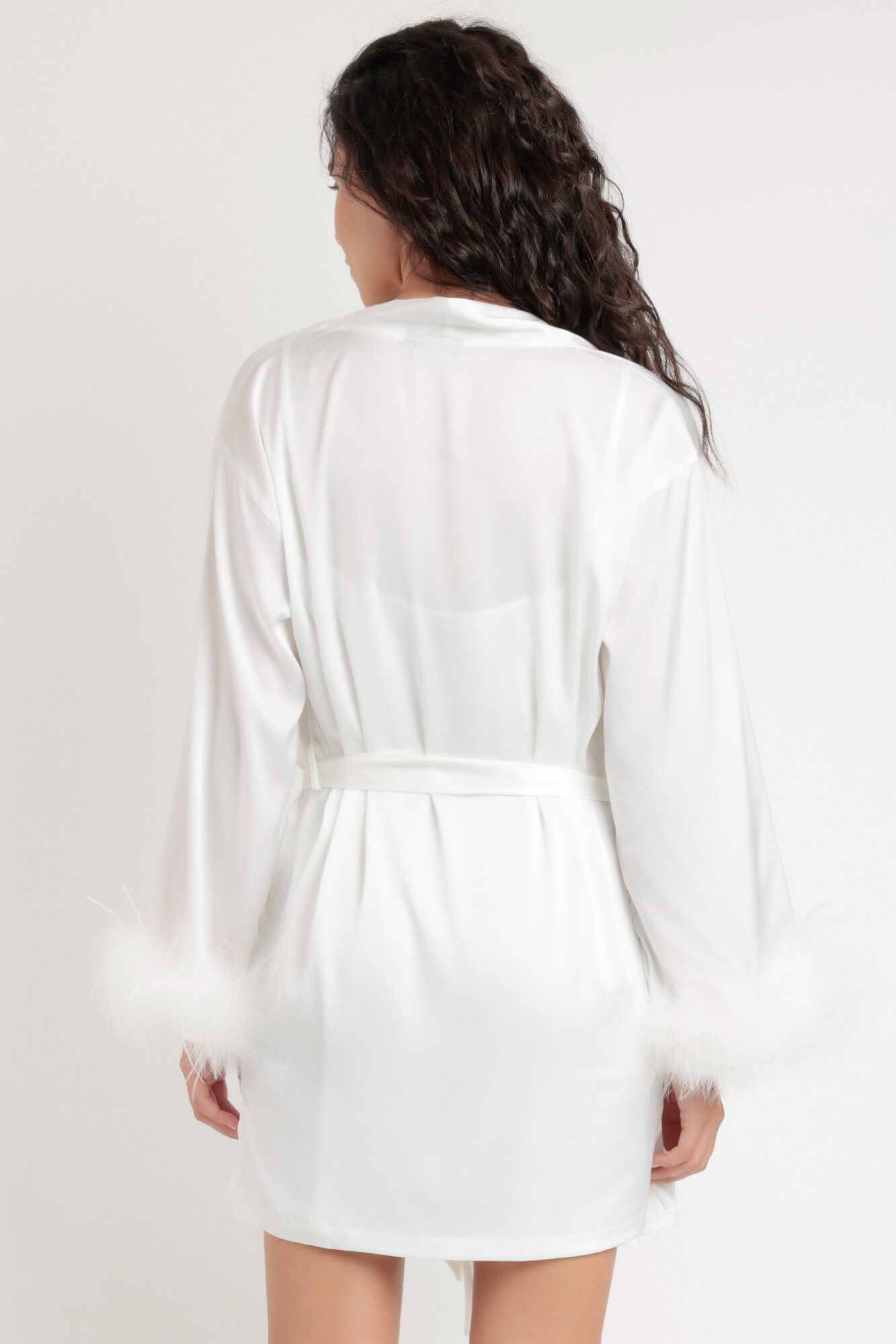 Admas Robe curta plumas marabu luxe noiva