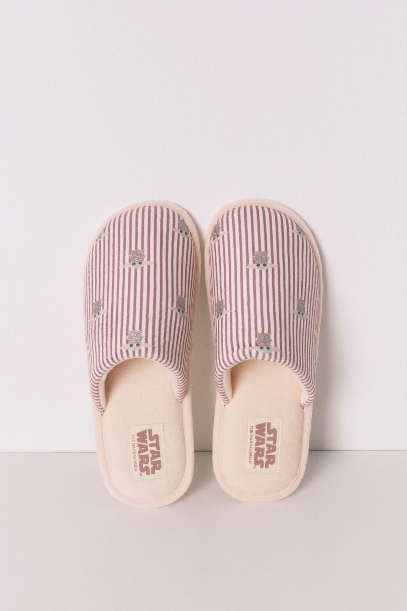 Women'secret Chinelos de quarto Baby Yoda &agrave;s riscas