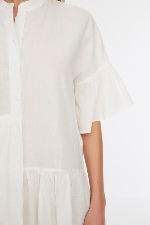 Trendyol Vestido curto camiseiro com folhos branco