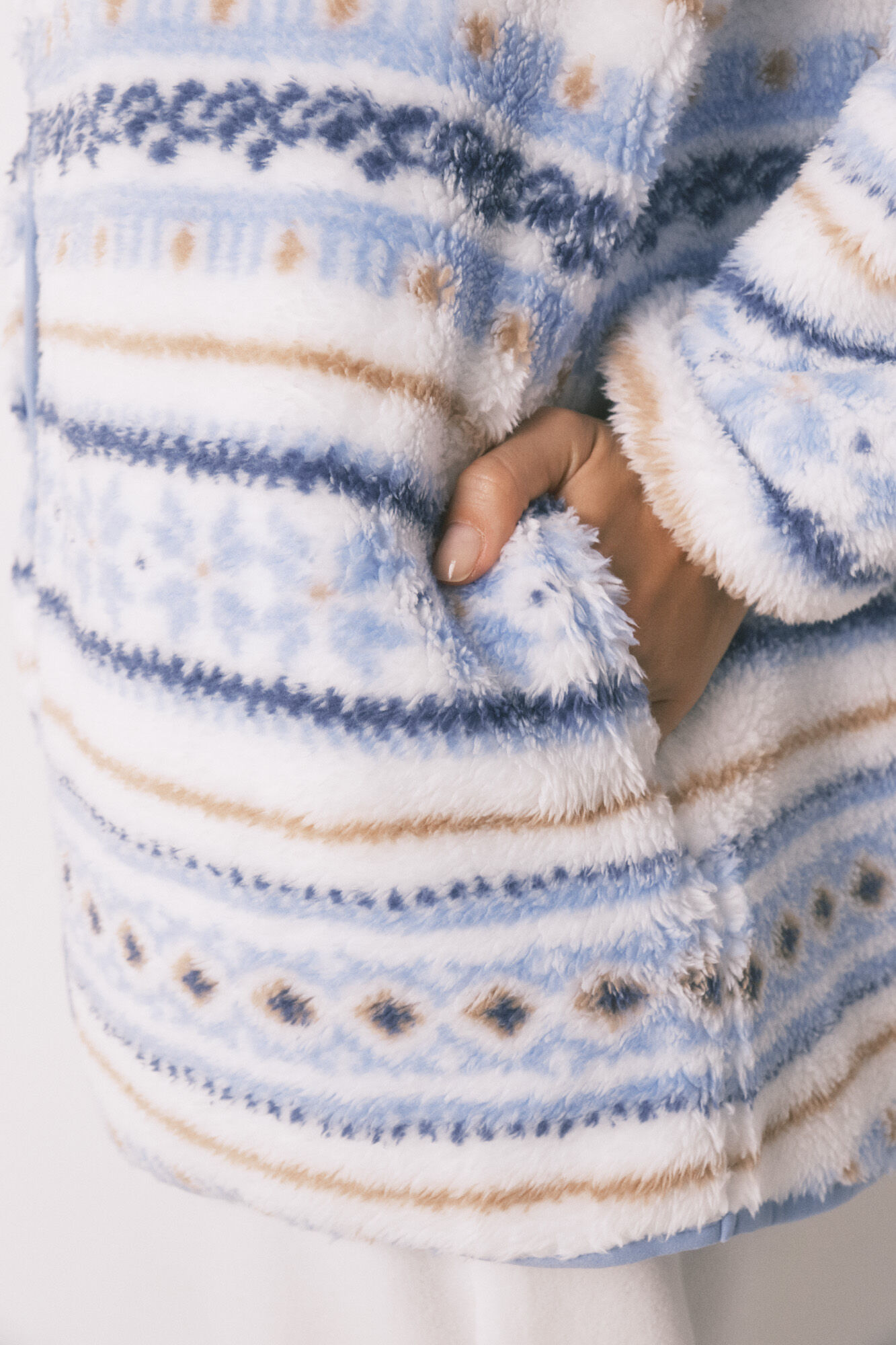 Women'secret Bata capucha Snoopy cenefas