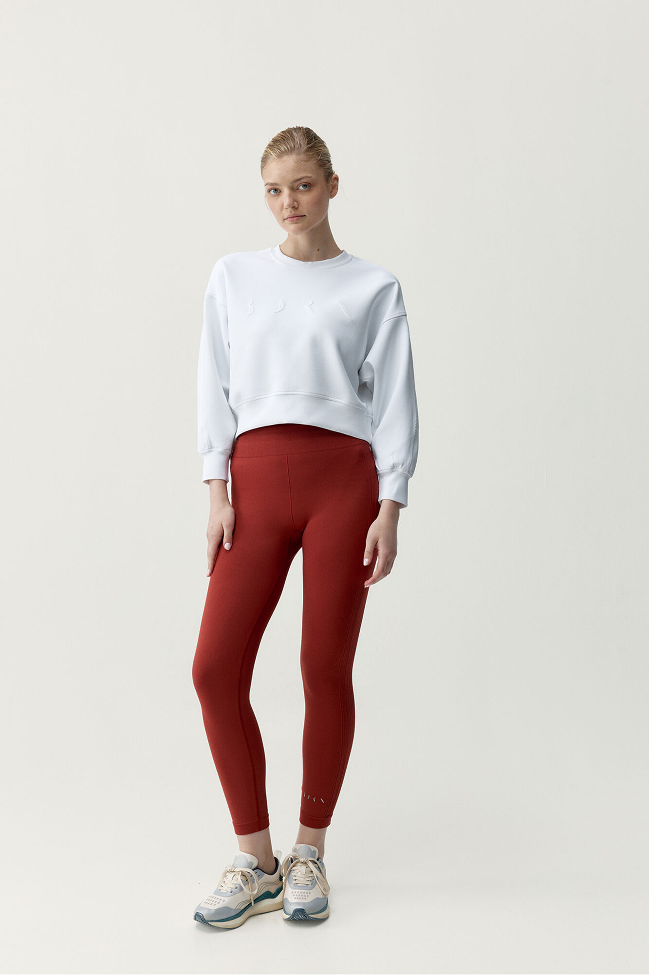 Born Living Yoga Sudadera Flora blanco