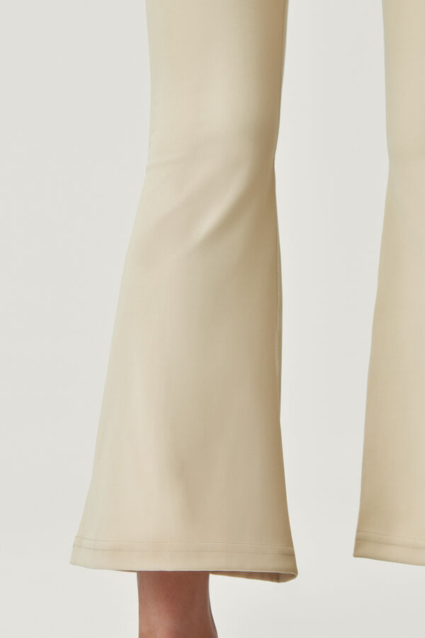 Born Living Yoga Legging Jin Flare Oat Milk  beige