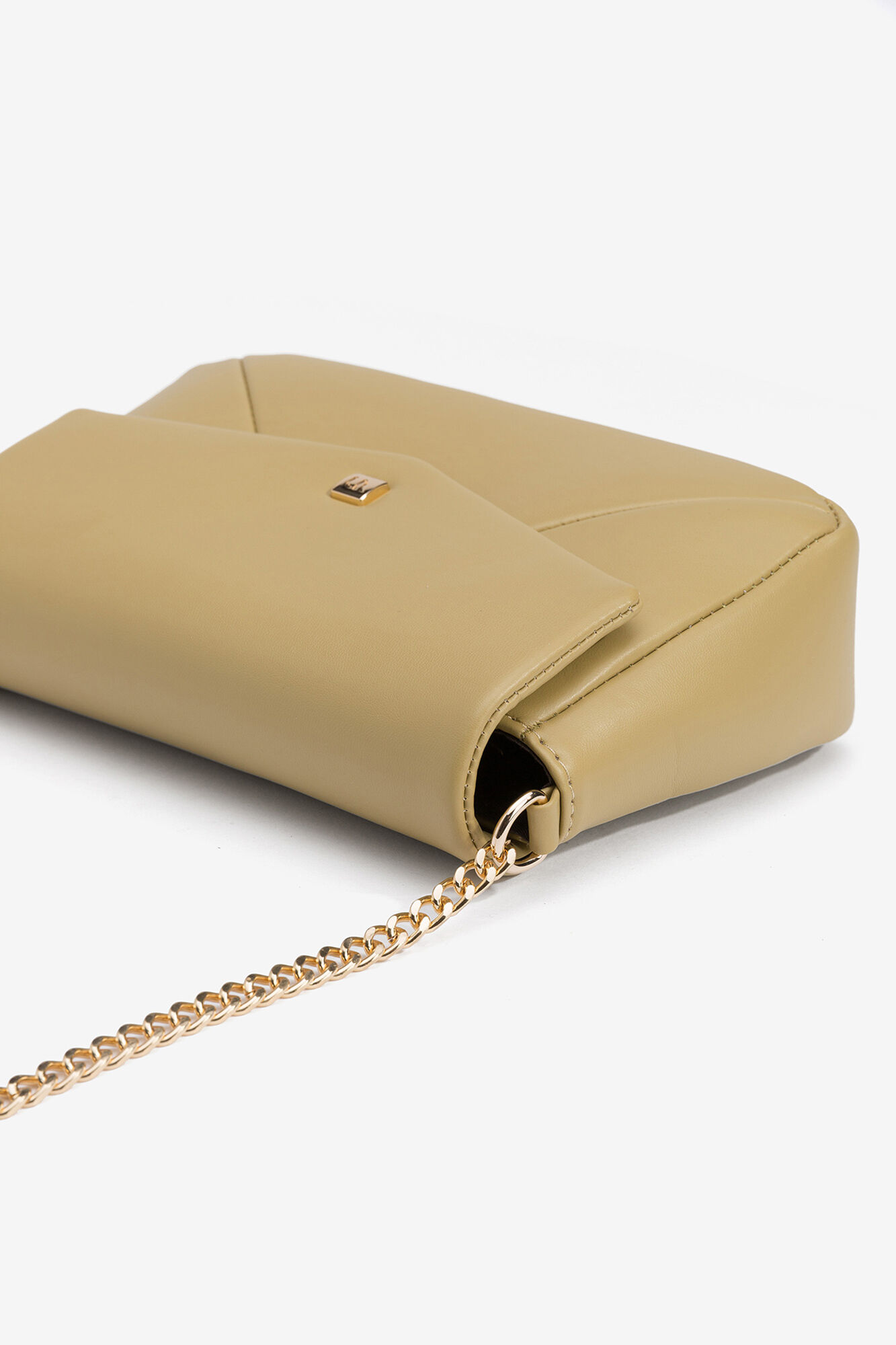 Vilanova Mala transversal com aba