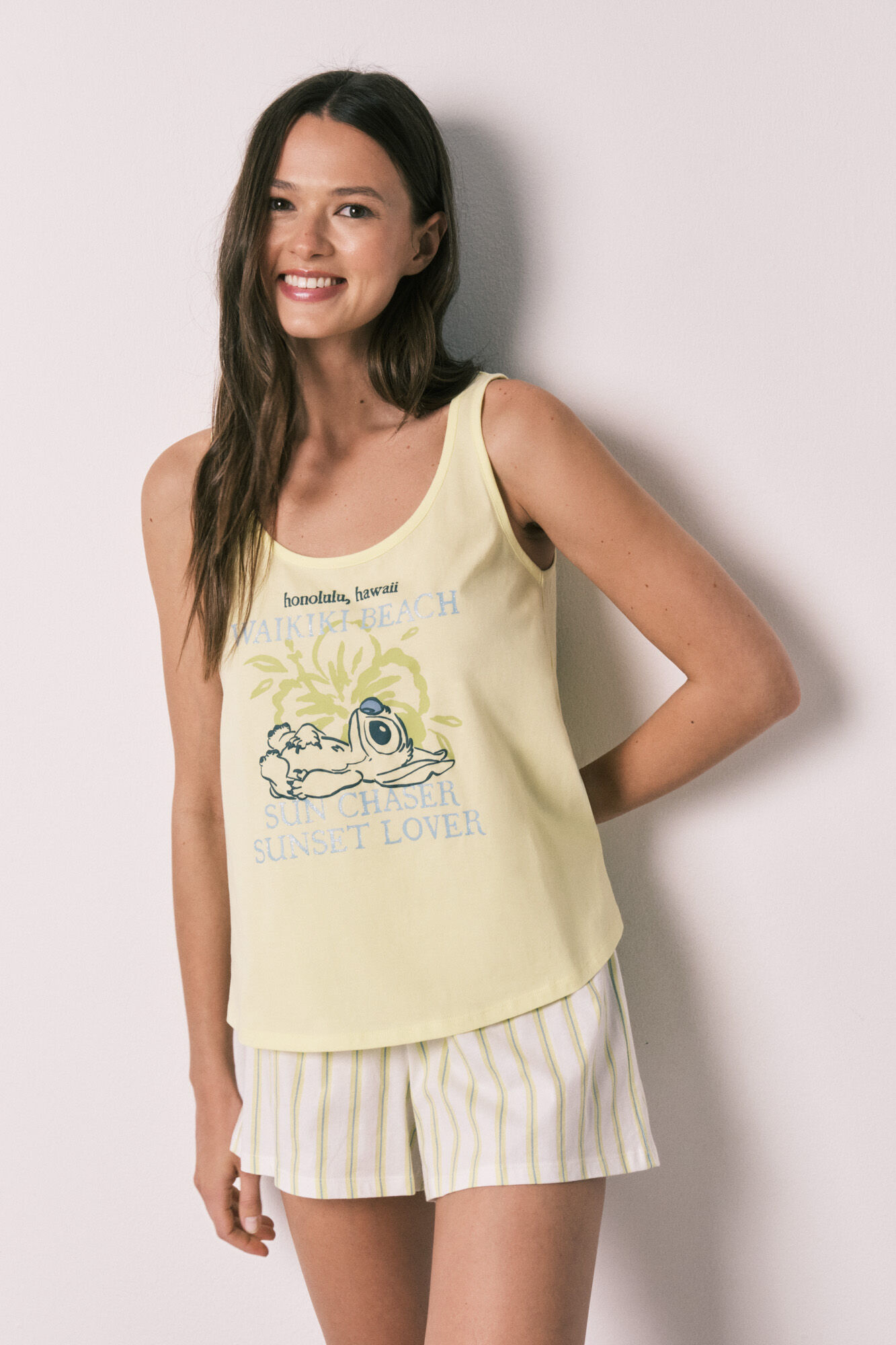 Women'secret Pijama curto de al&ccedil;as Stitch amarelo