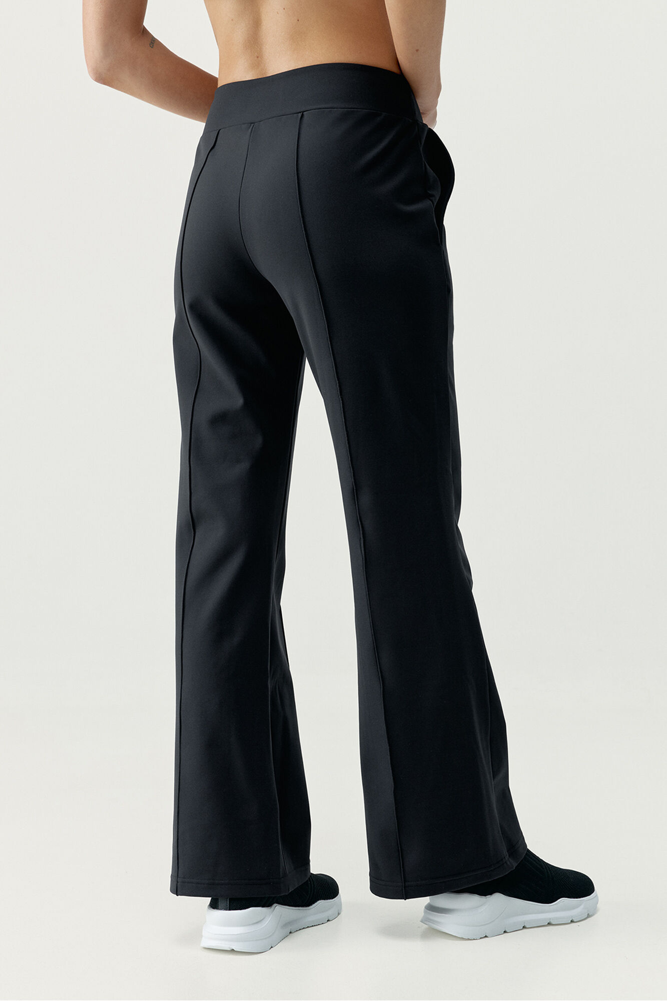 Born Living Yoga Cal&ccedil;as desportivas Leya Black