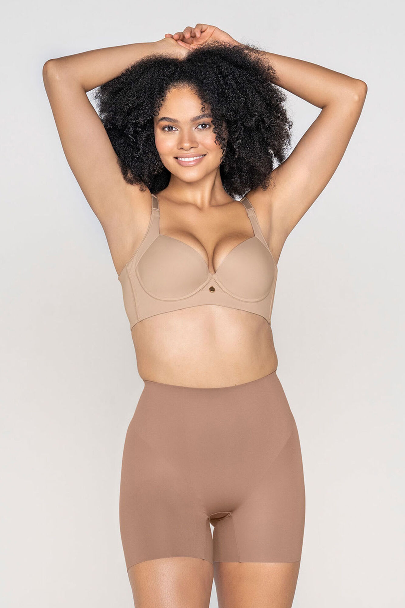 Leonisa Cal&ccedil;&otilde;es de controle com almofadas remov&iacute;veis para levantar o bumbum