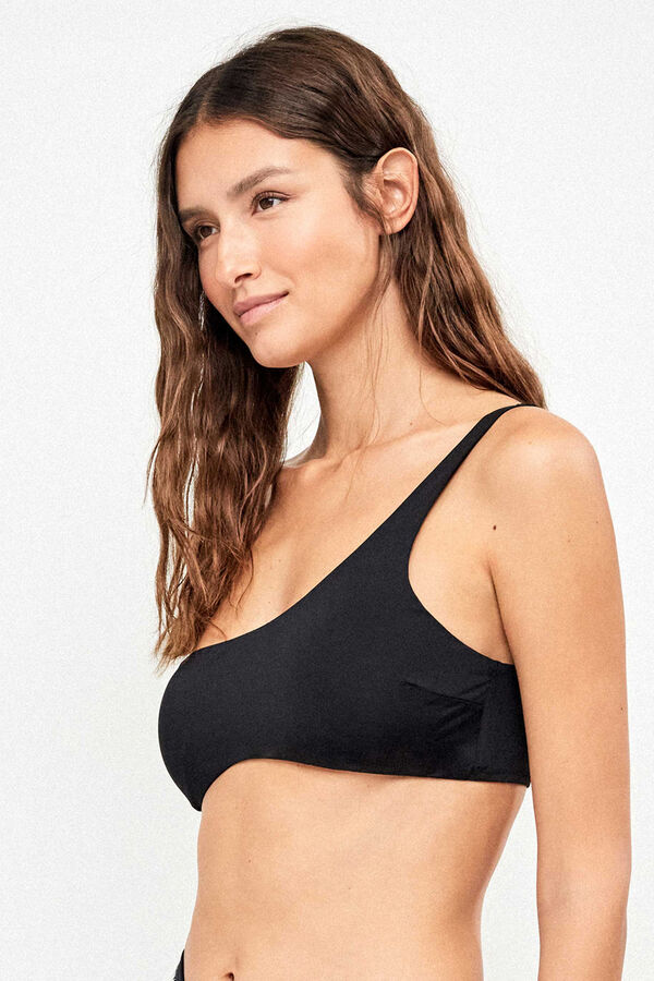 Gisela Top biqu&iacute;ni assim&eacute;trico preto