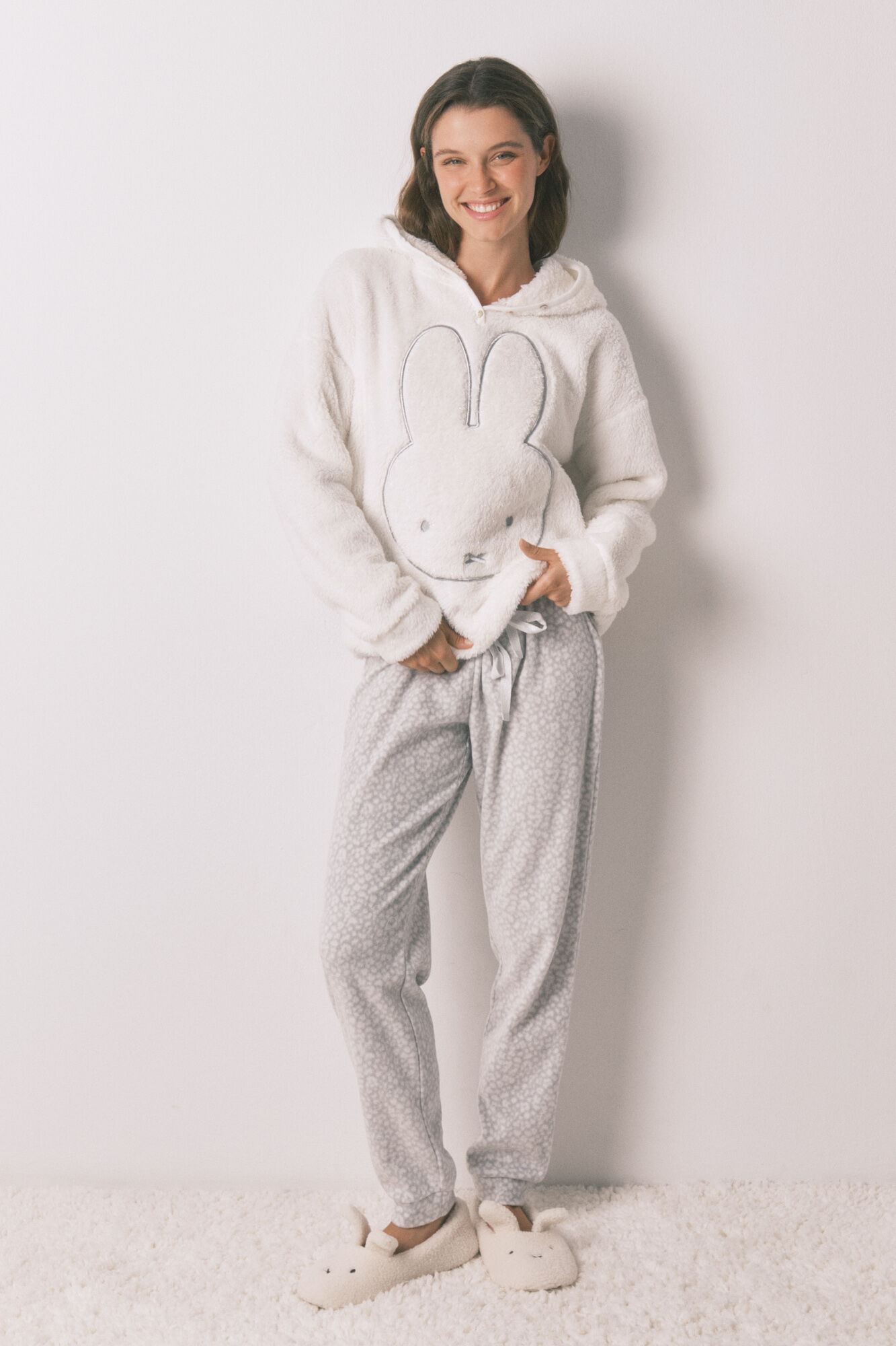 Women'secret Pijama largo polar estampado animal Miffy