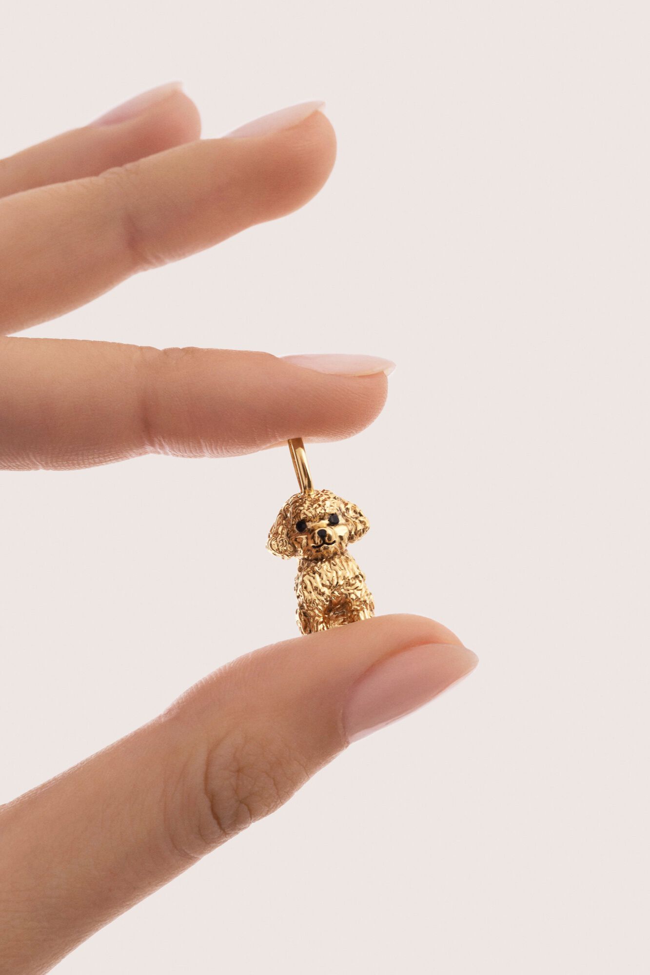 Singularu Charm Caniche Toy Ba&ntilde;o Oro