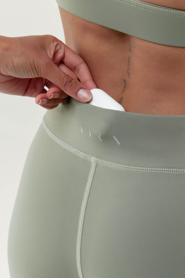 Born Living Yoga Legging Namir kaki