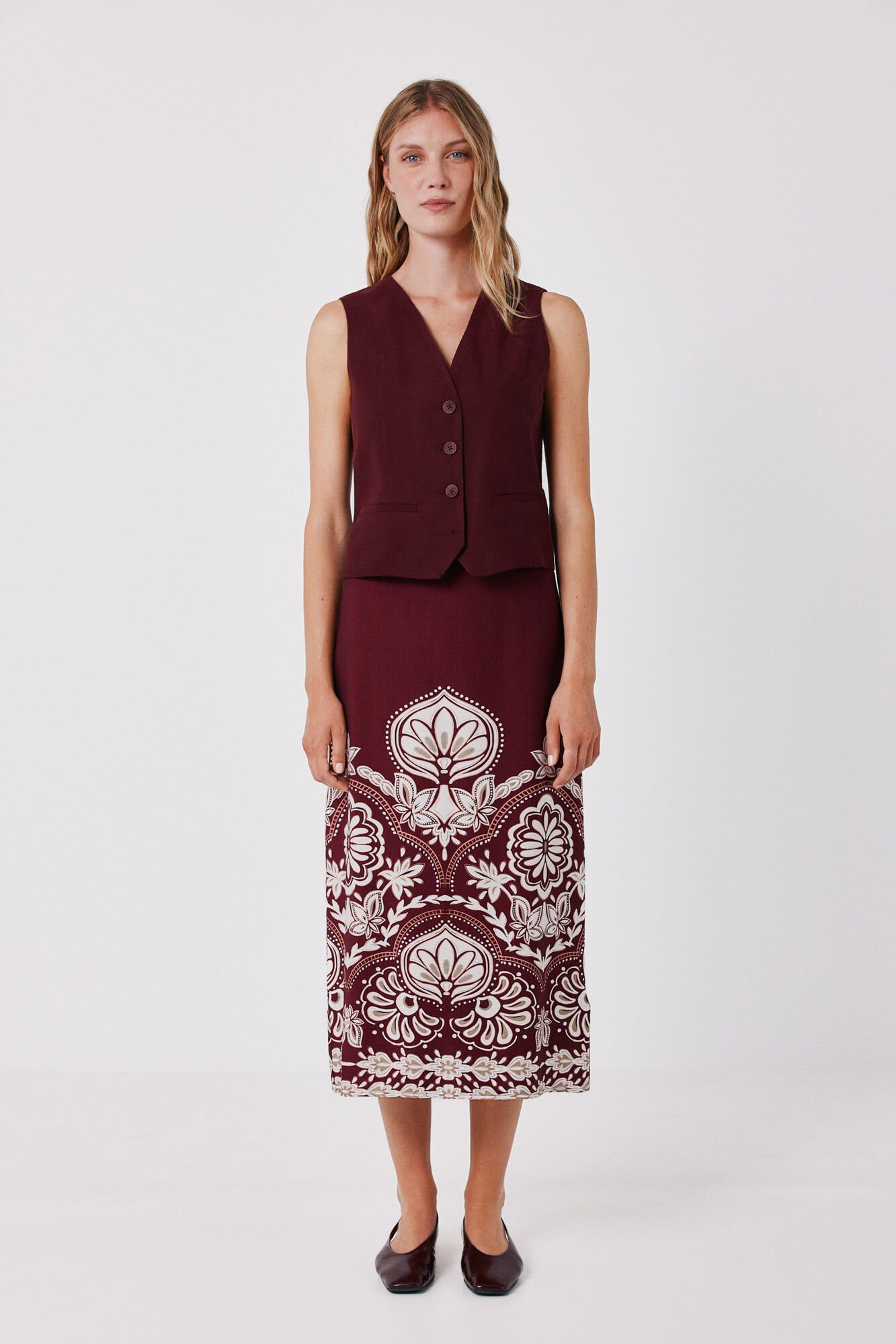 Skirt and gilet set