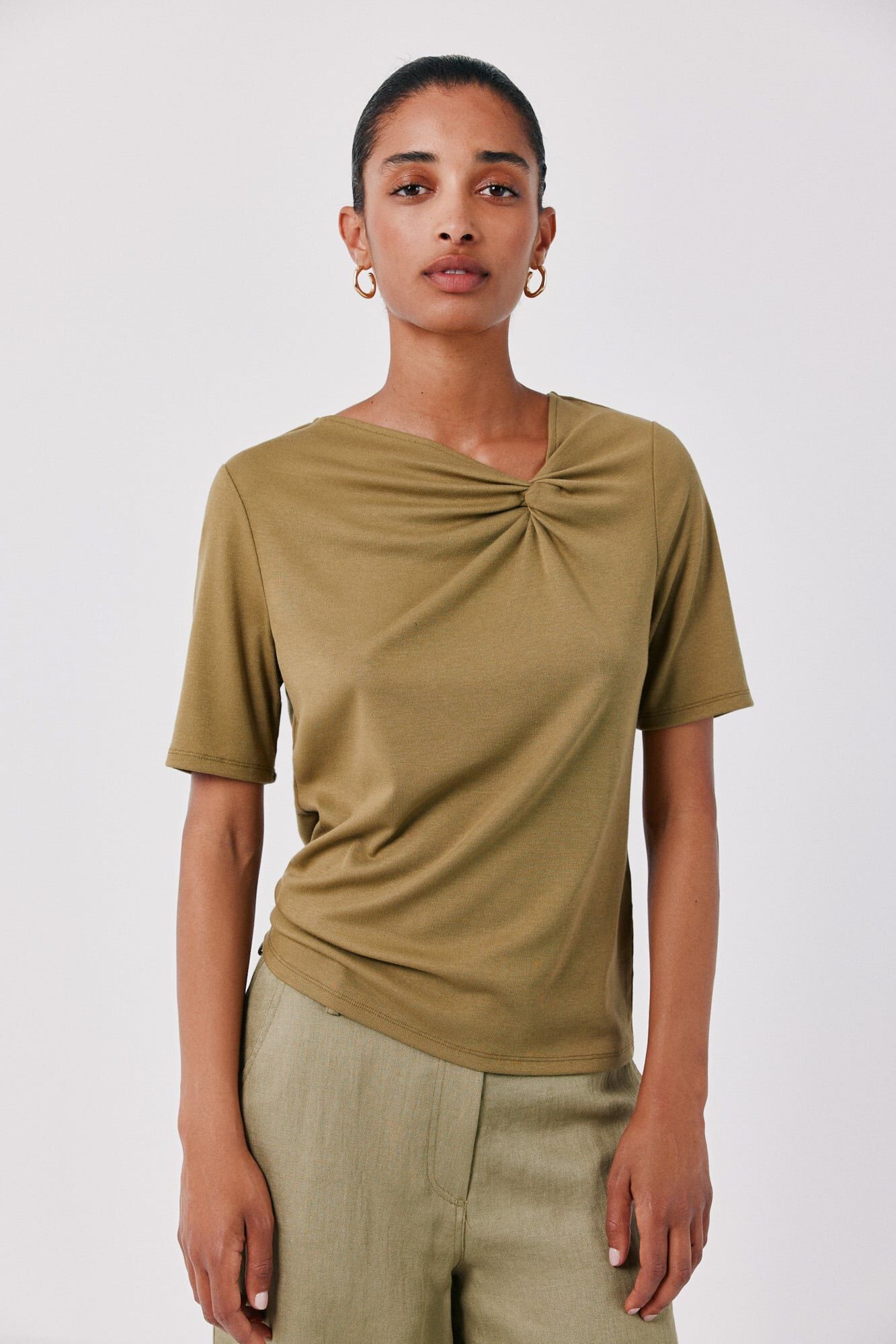 T-Shirt and trousers set