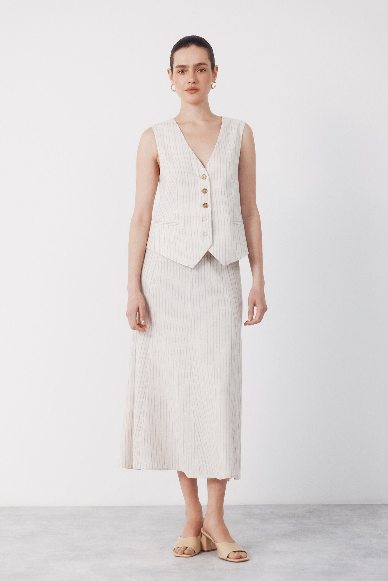 Belt and waistcoat set