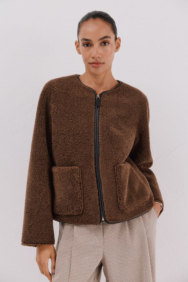 Pleats and jacket set