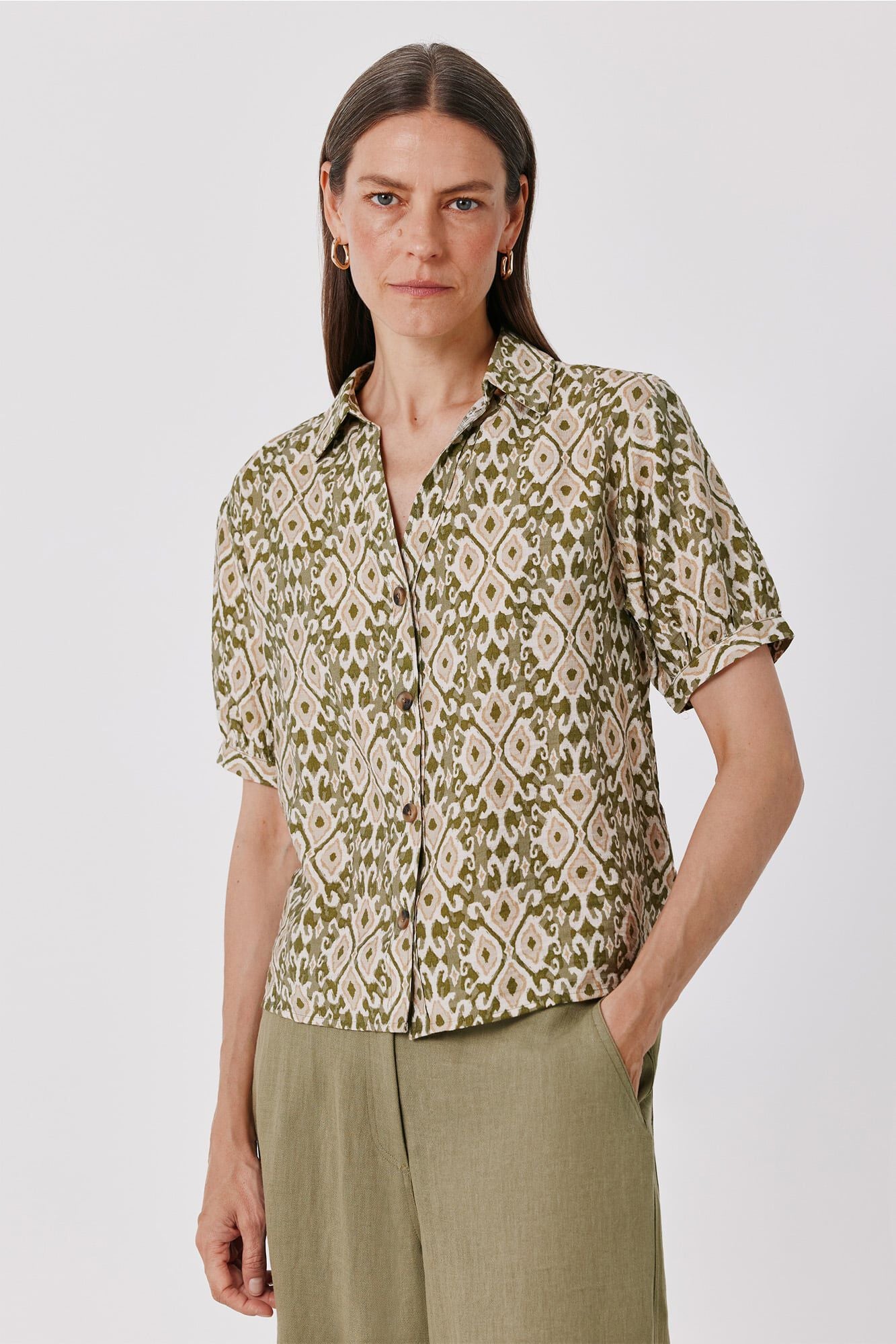 Shirt and trousers set