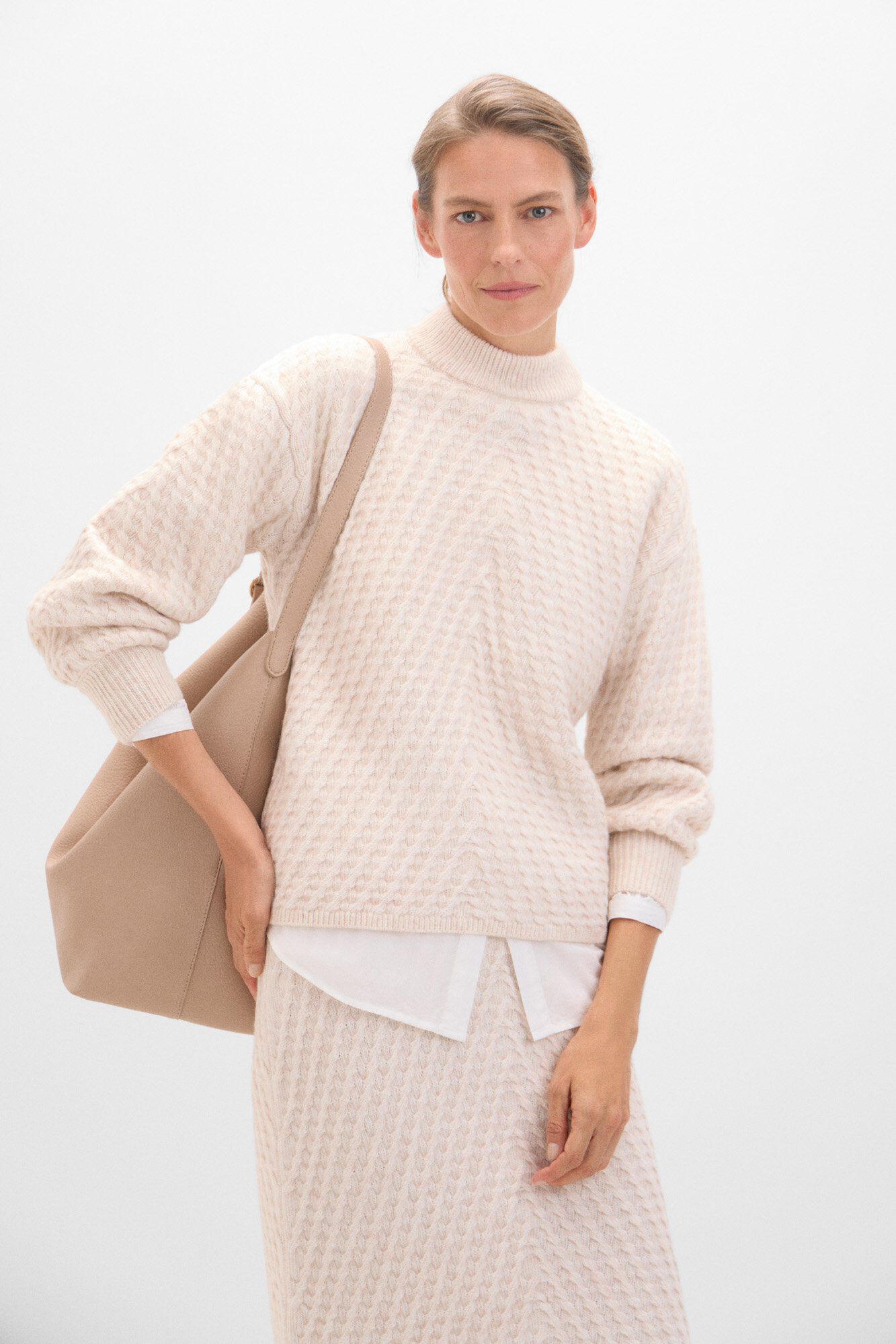 Jumper and skirt set Cortefiel