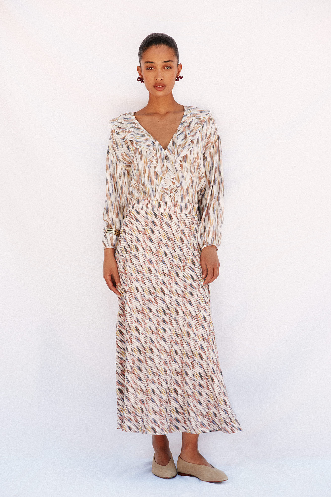 Skirt and blouse set