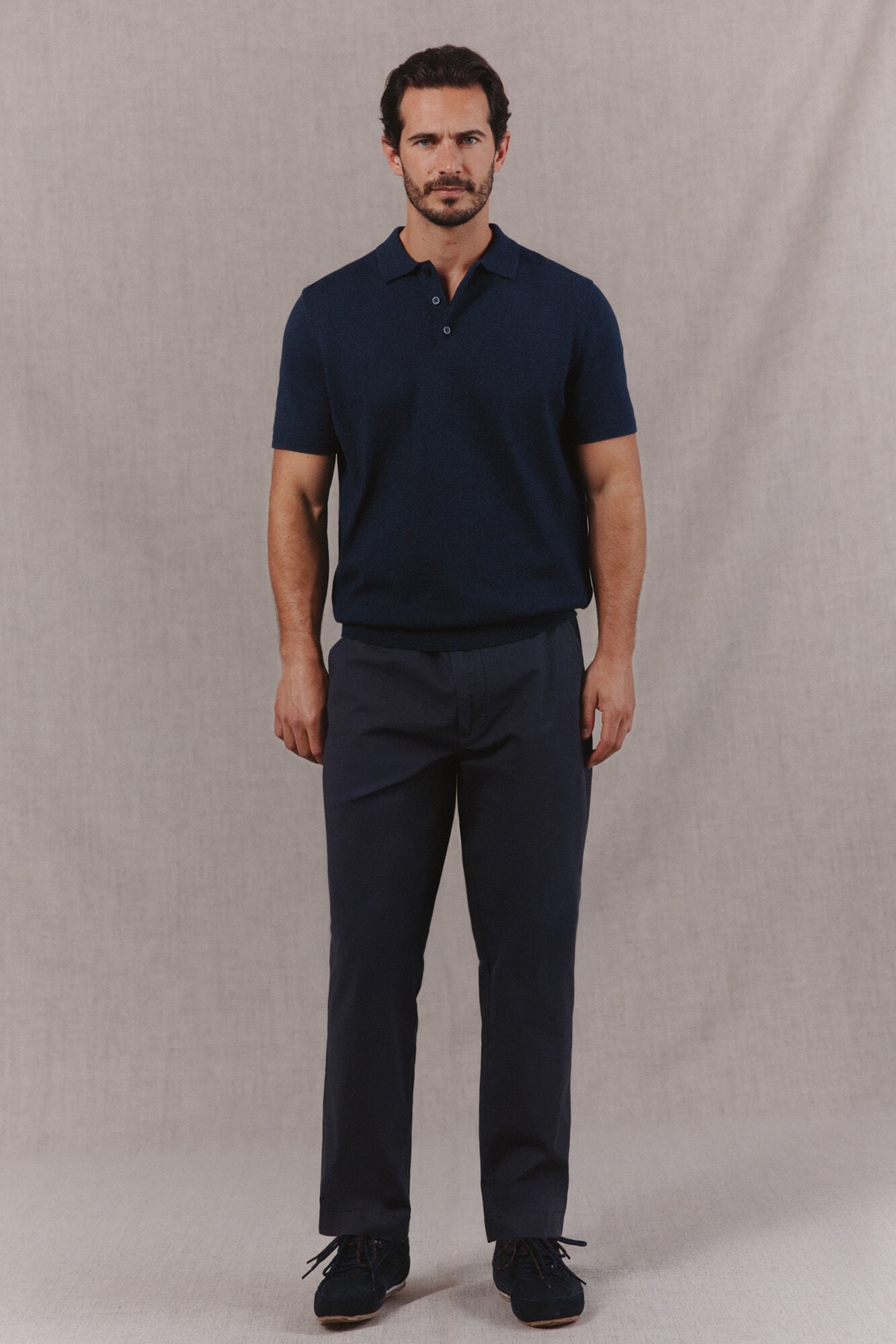 Conjunto de camisola e cal&ccedil;as