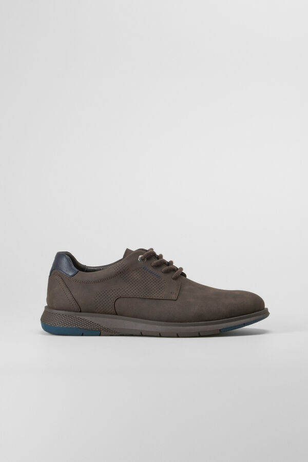 Conjunto de sapato e calças